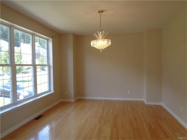 12 Heather Ridge - Photo 3 of 26