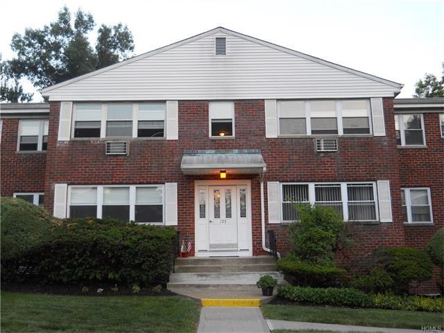 223 N Middletown Rd - Photo 2 of 10