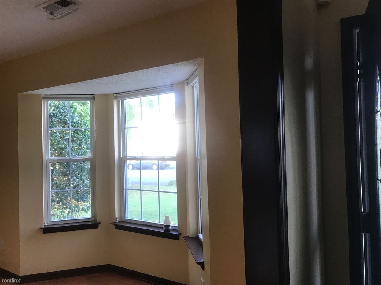 314 Peach Tree Crescent - Photo 2 of 5