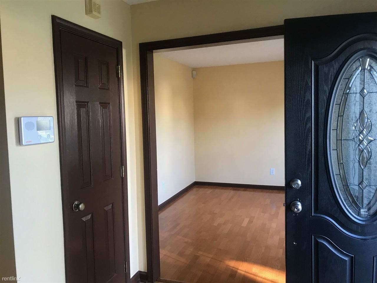 314 Peach Tree Crescent - Photo 3 of 5