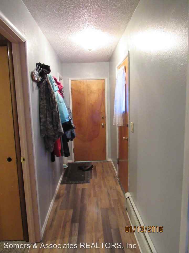 99 D St - Photo 3 of 12