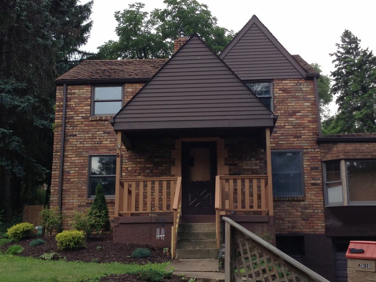 2610 Winchester Dr - Photo 2 of 25