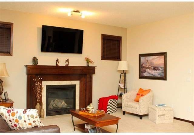 34 Everoak Green SW - Photo 2 of 22