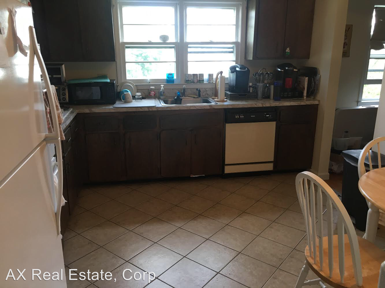 30 Lincoln Ave - Photo 2 of 9