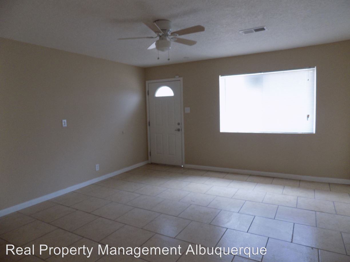 10505 Betts Pl NE - Photo 2 of 18