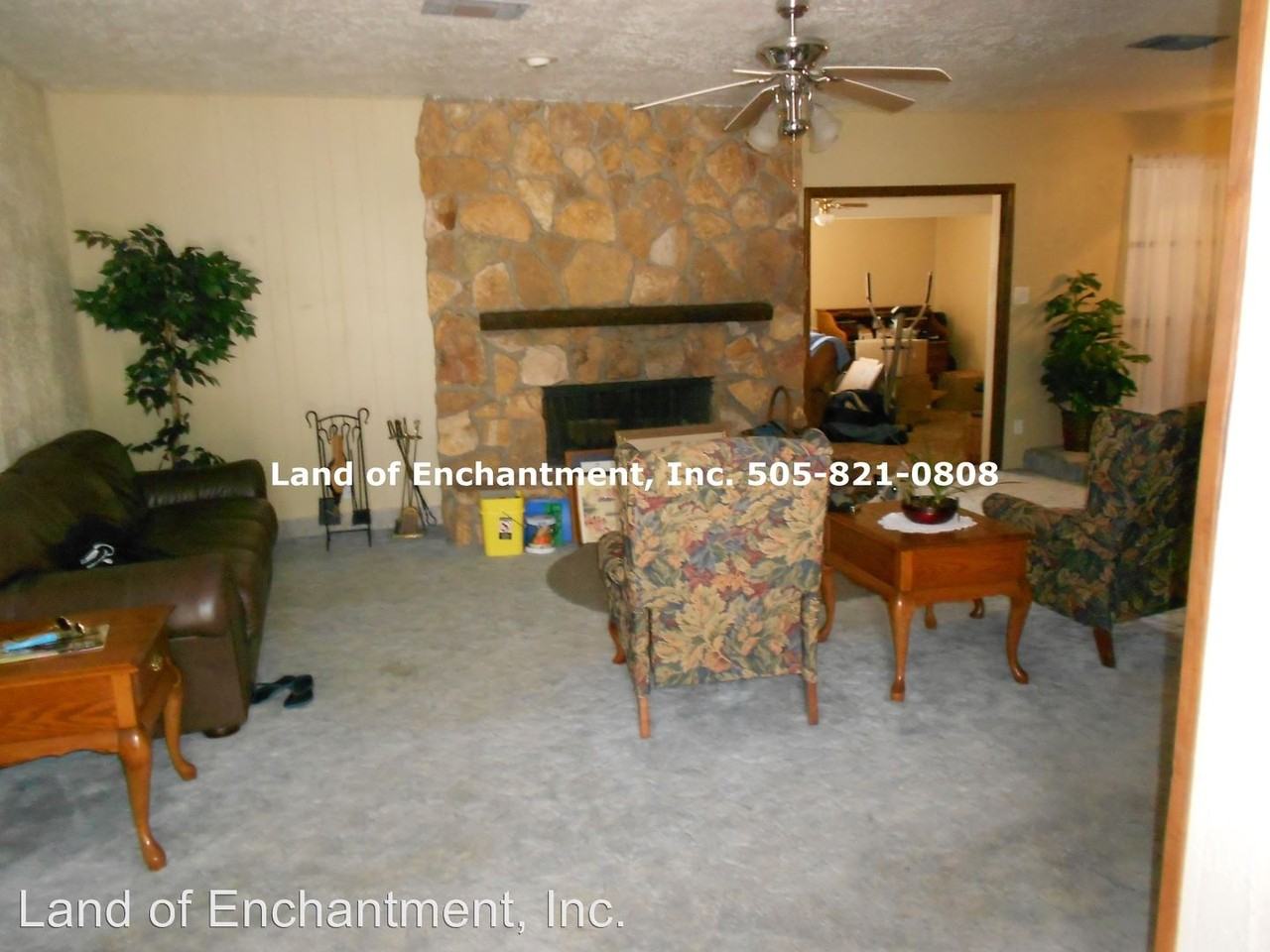 8304 San Francisco Rd NE - Photo 2 of 15