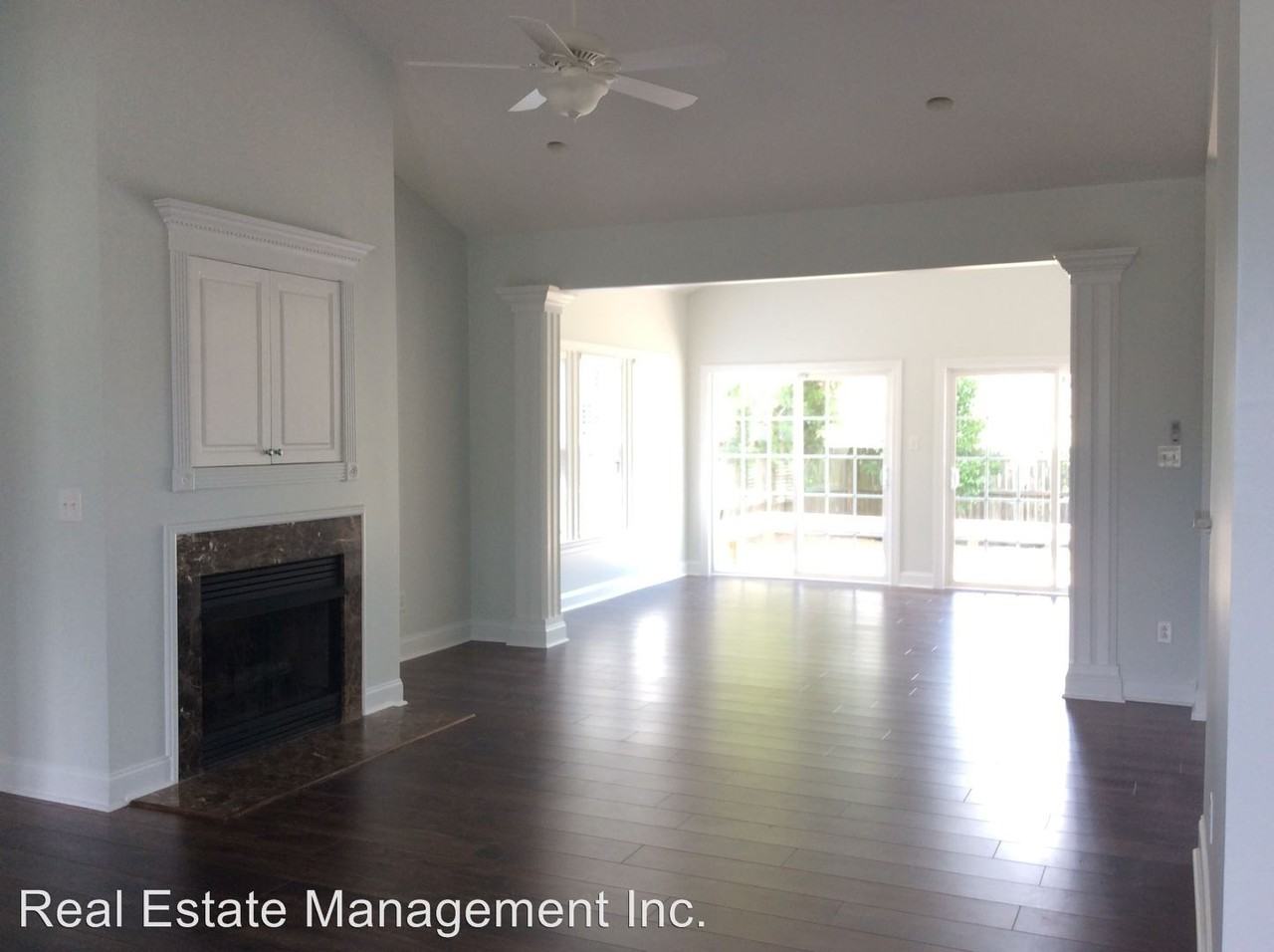 110 Frost Ct - Photo 3 of 15