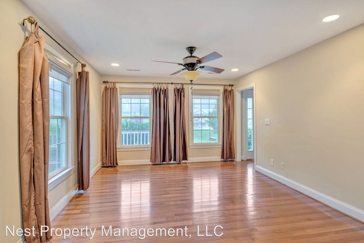 185 Angie Pl - Photo 3 of 15