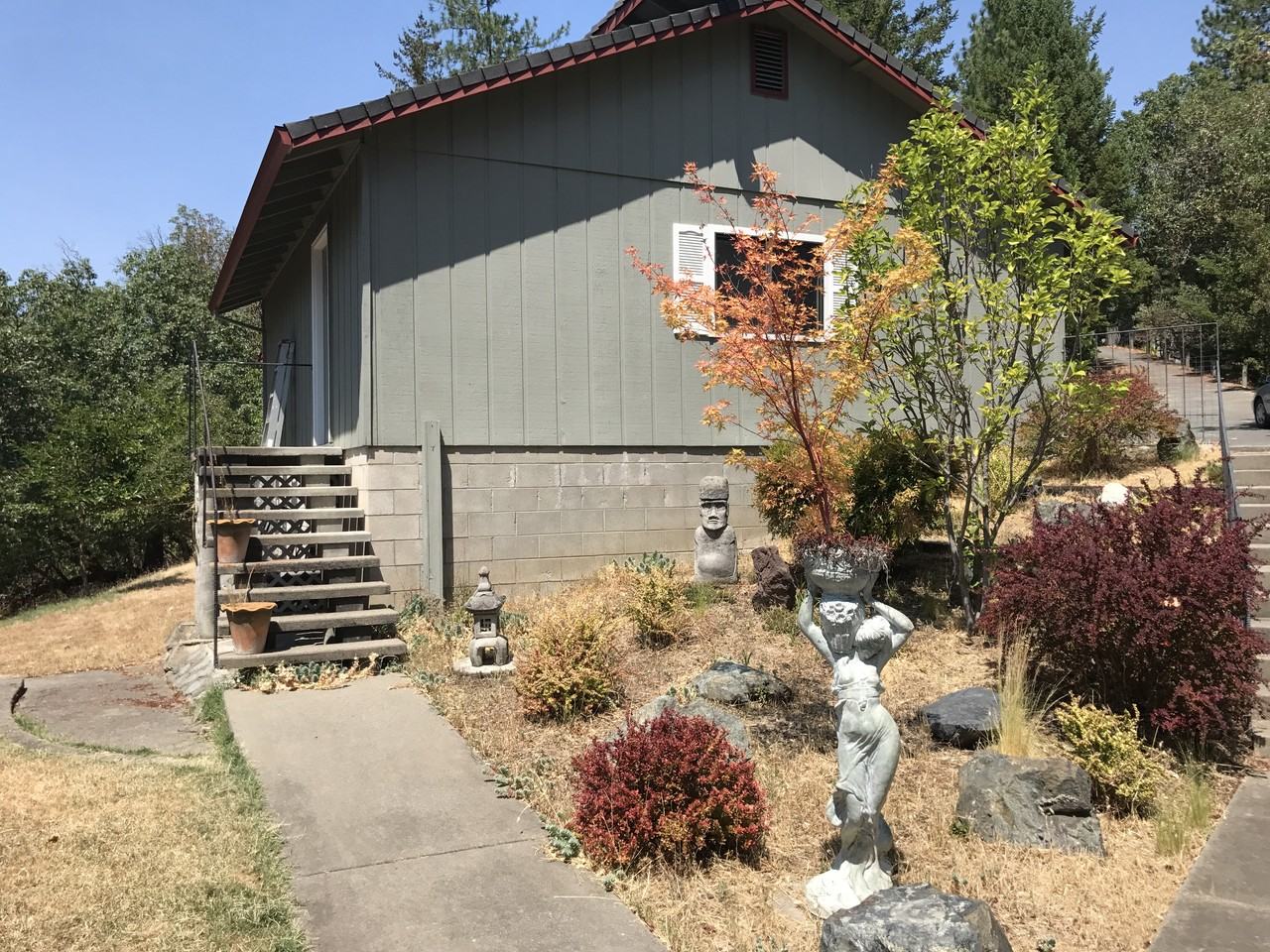 263 Saddle Ln - Photo 2 of 13