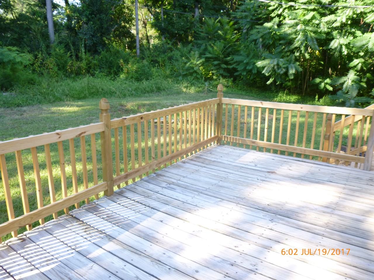 7707 Newsome Ct - Photo 2 of 11