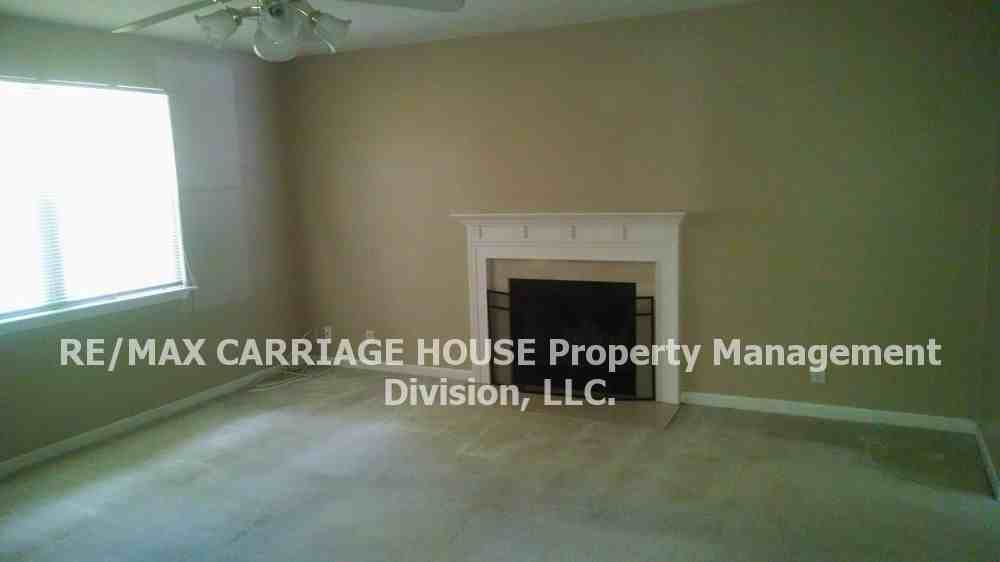 1306 Island View Ct - Photo 3 of 13