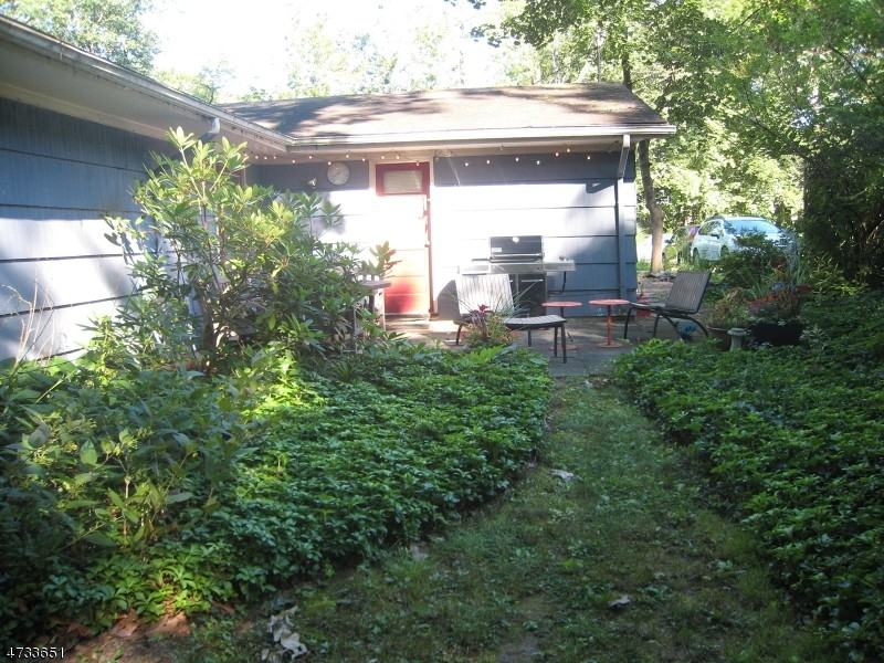 26 Brook Ln - Photo 2 of 2