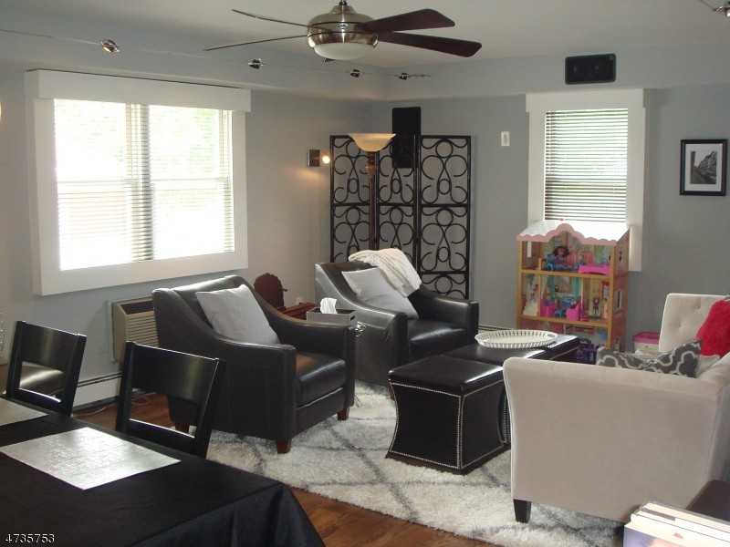 1 White Oak Dr #1A - Photo 2 of 12