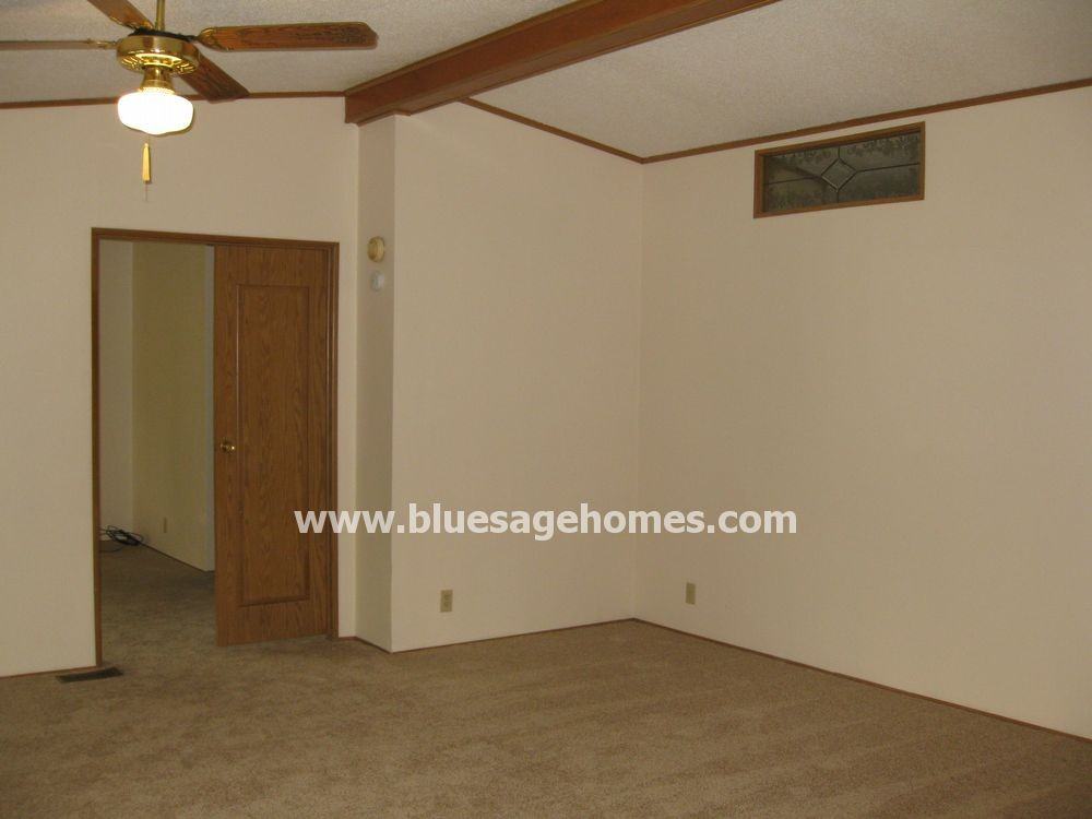 110 Green Briar Ln - Photo 2 of 16