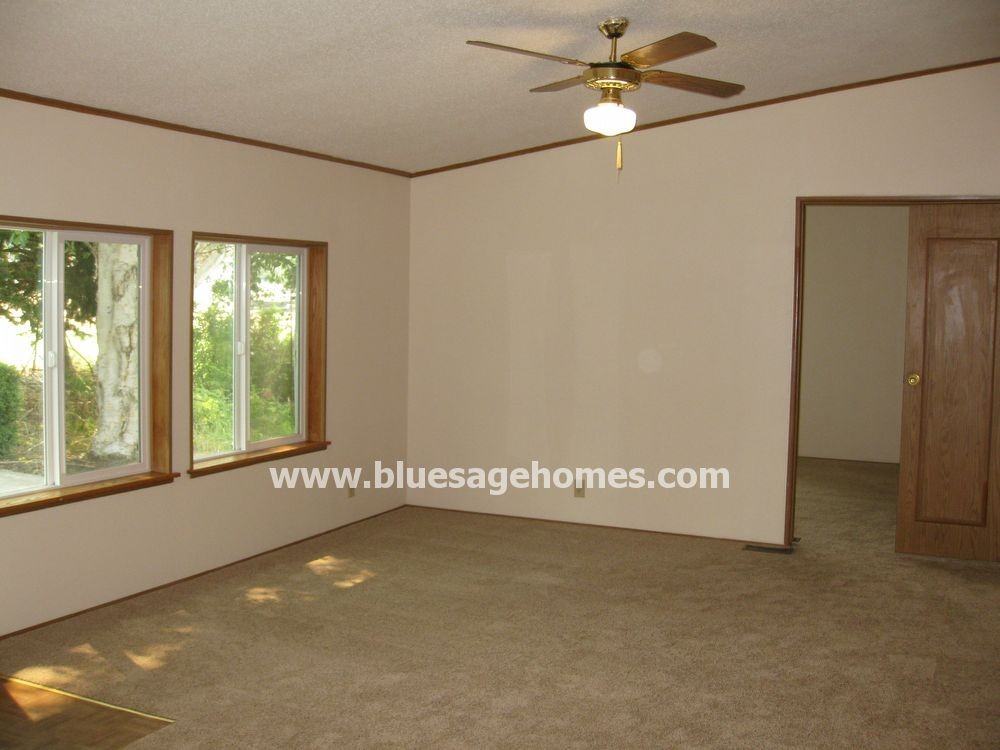 110 Green Briar Ln - Photo 3 of 16