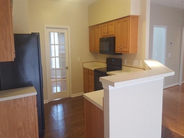 3907 Auburn Hills Dr - Photo 3 of 6