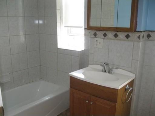 2062 Dorchester Ave #1 - Photo 2 of 5