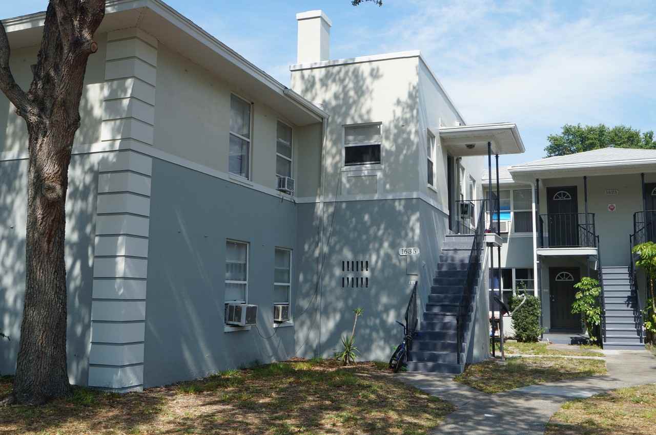 1605 16th Street North - Photo 2 of 7