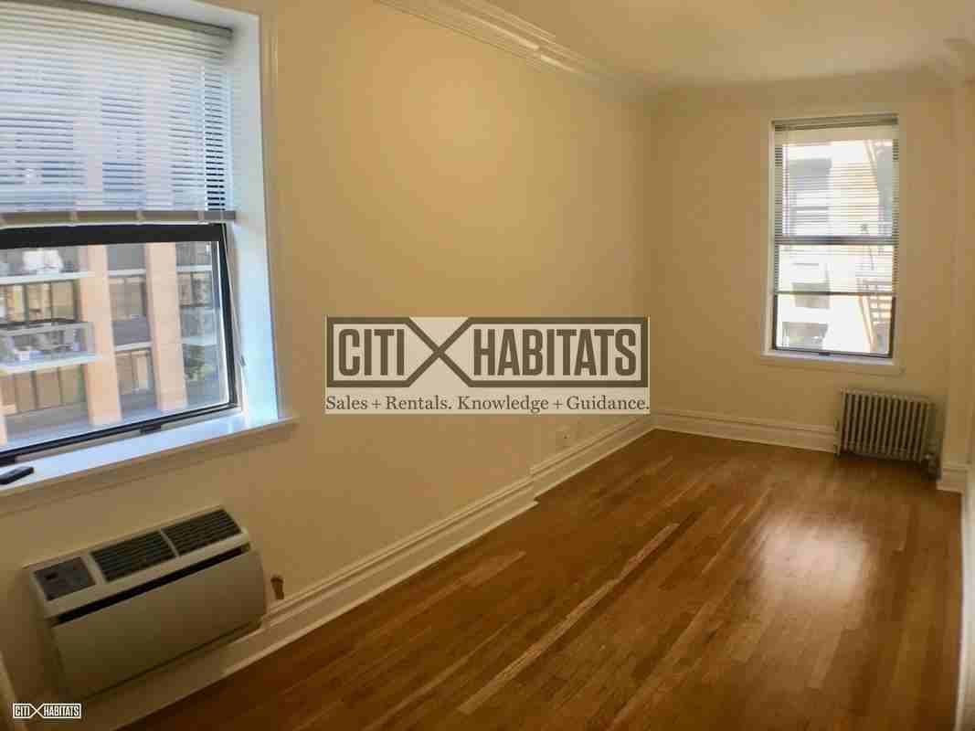 Amsterdam Ave & W 79th St #1BR