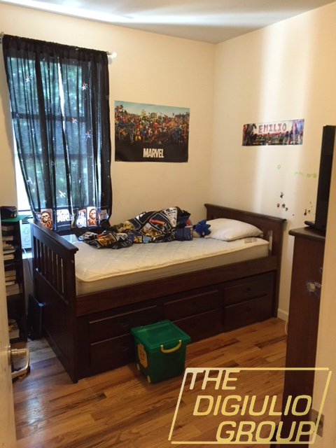 St Nicholas Ave & W 111th St #3RE