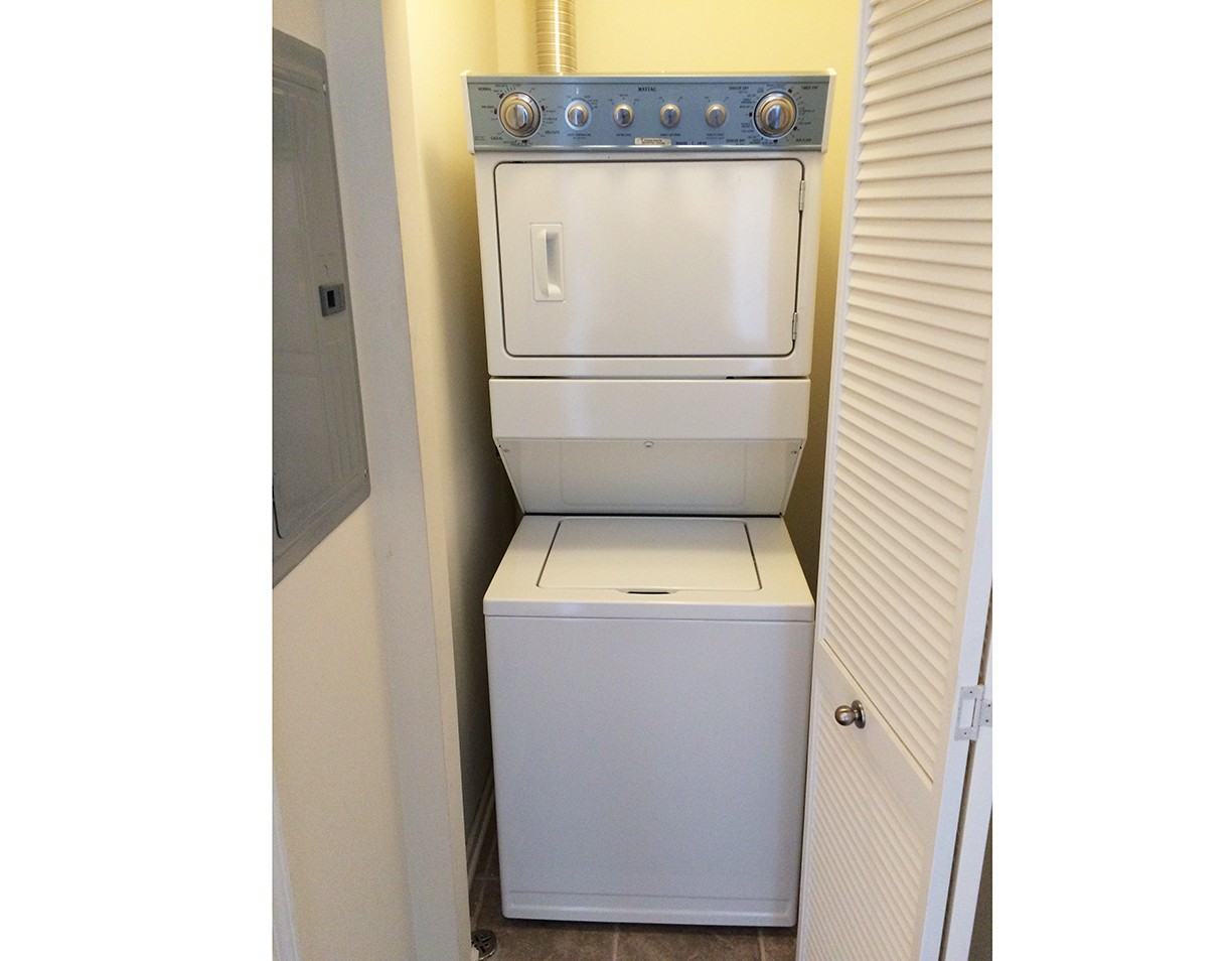 5822 N Western Ave - Photo 2 of 9