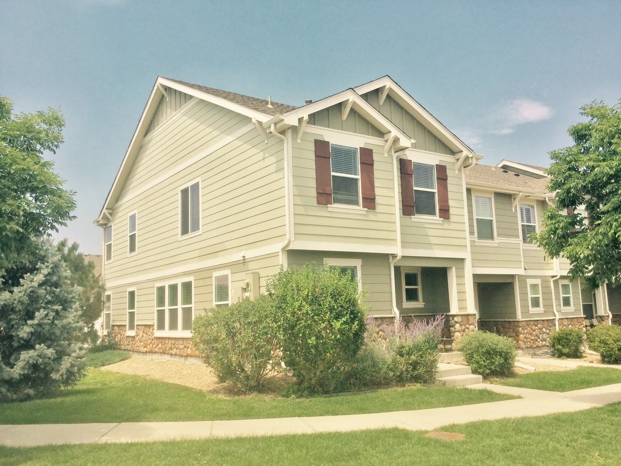 5755 Danube St - Photo 2 of 23