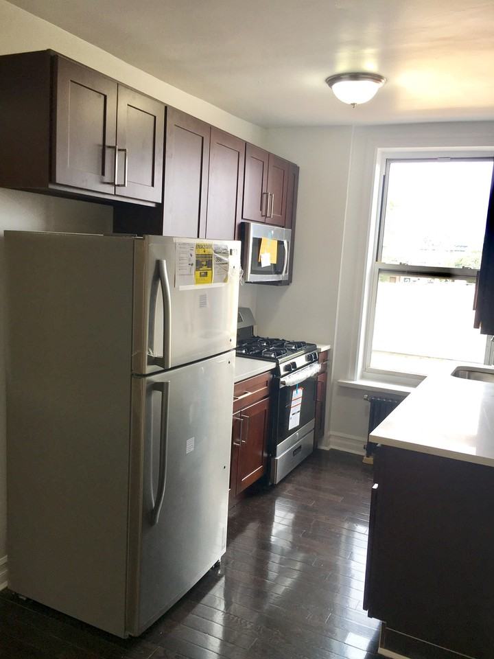 1564 Pacific Street #3R