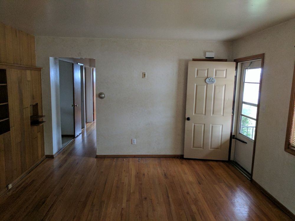 1781 Bahama St - Photo 3 of 10