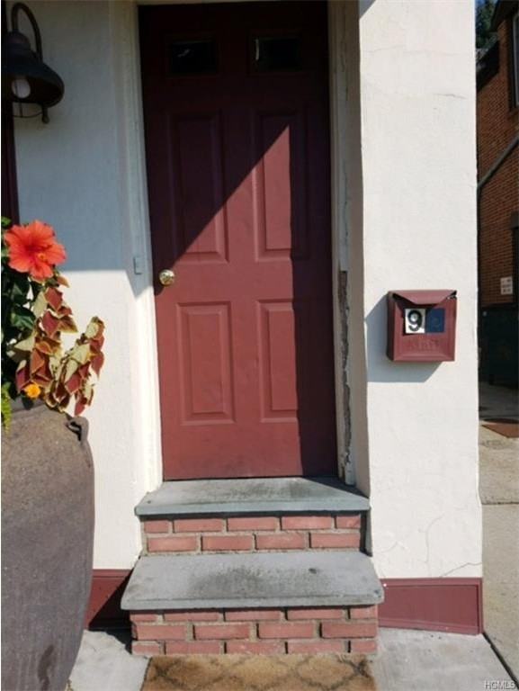 97 Lake St - Photo 2 of 10