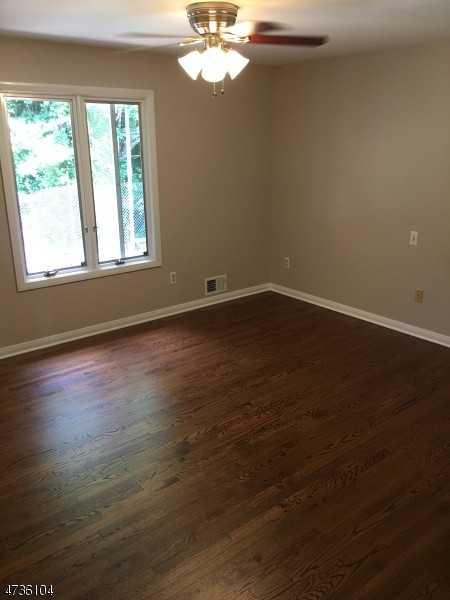 10 Frances St - Photo 3 of 16