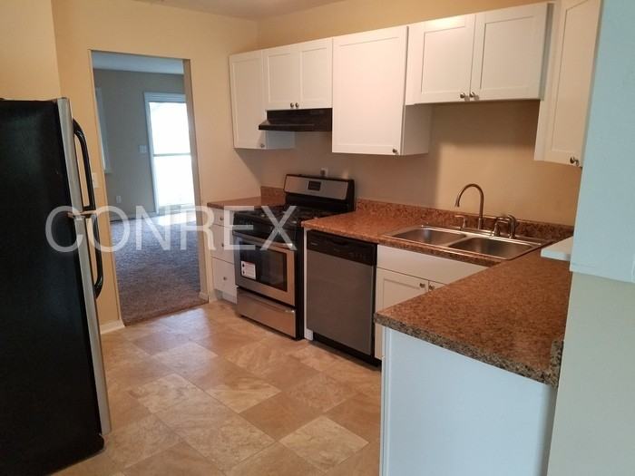 774 Crowden Dr - Photo 2 of 11