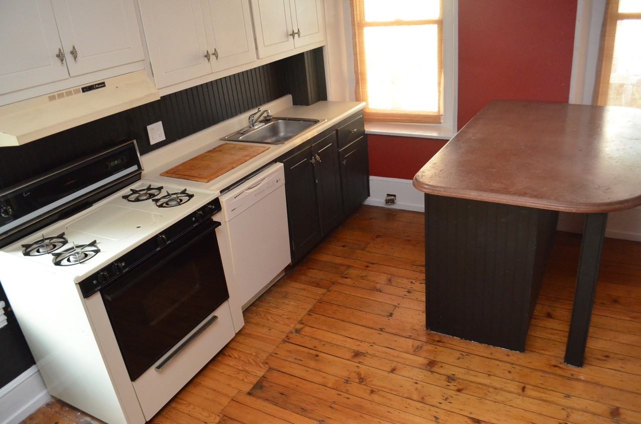 161 Hermitage St - Photo 2 of 28