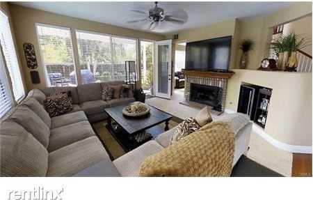 4 Willow Bend Rd - Photo 2 of 11