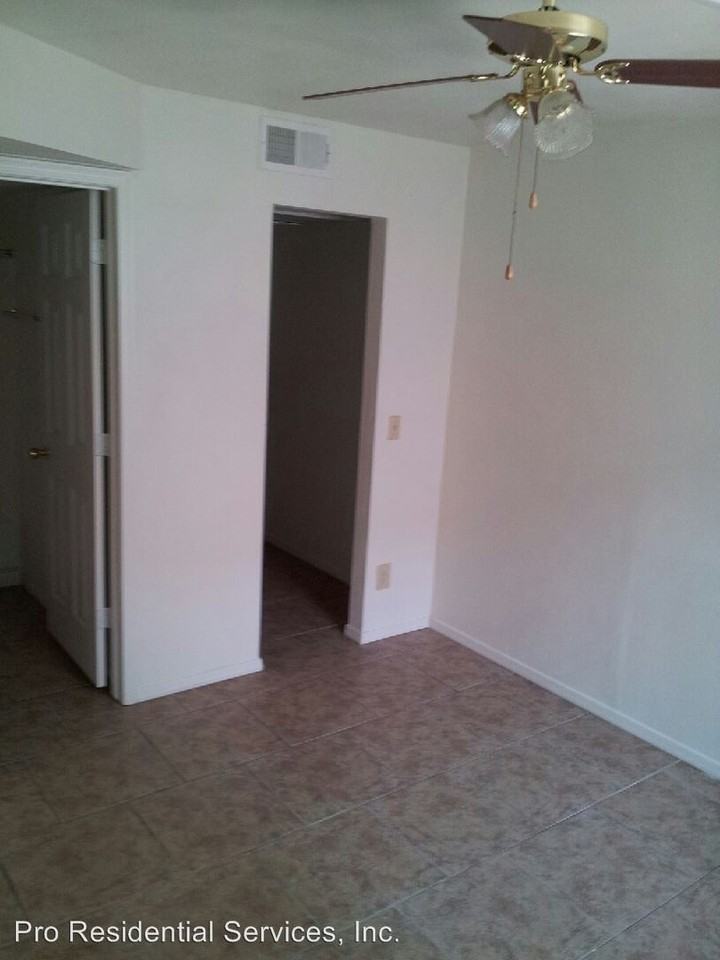 40 E. Sunland Ave. Attn: Leasing Office - Photo 2 of 2