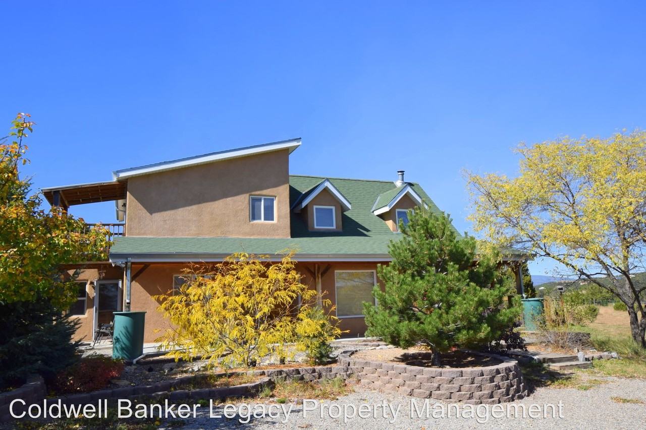 438 Frost Rd - Photo 2 of 24