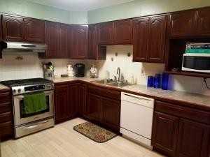 1729 W Main St - Photo 3 of 11