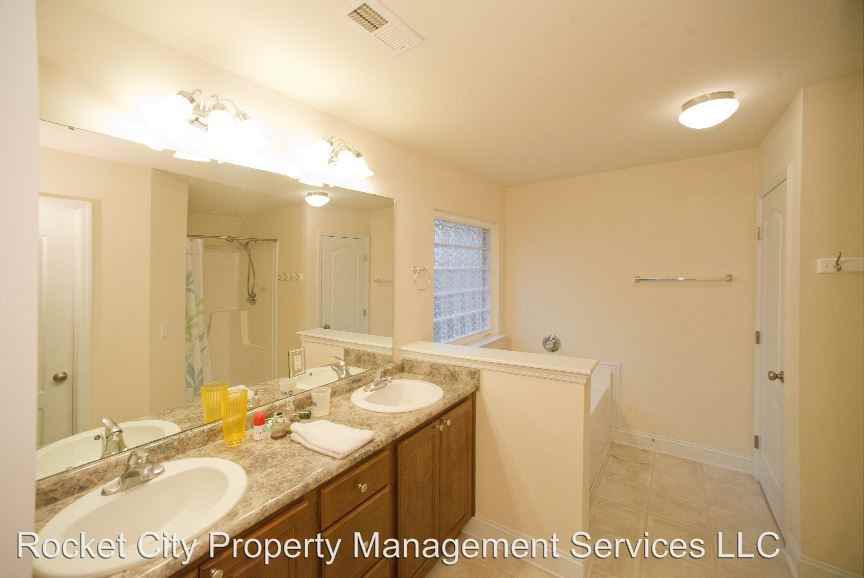 2527 Marjorie Ln SW - Photo 3 of 17