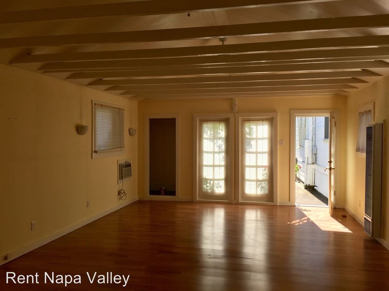 1125 Lincoln Ave - Photo 3 of 6