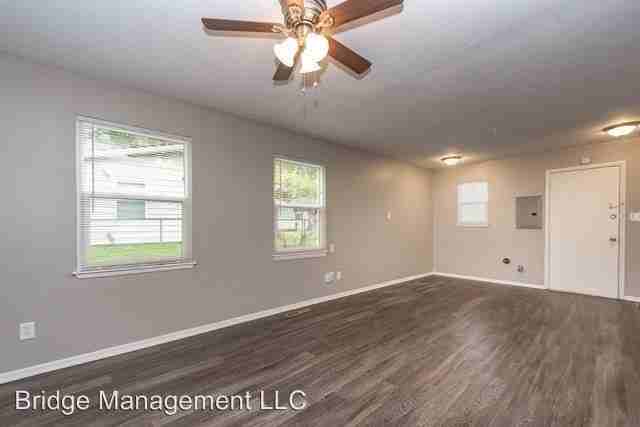 2701 NE 48th Terrace - Photo 2 of 11