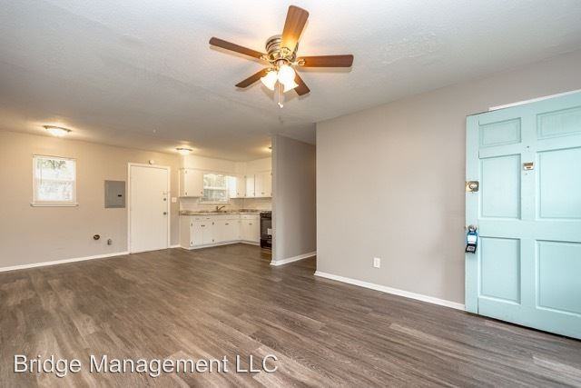 2701 NE 48th Terrace - Photo 3 of 11