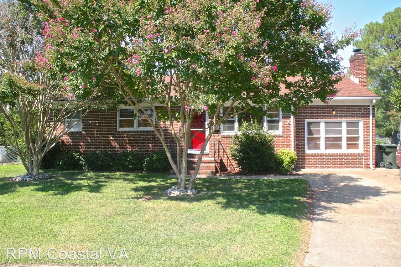 203 Cleopatra Ct - Photo 2 of 19