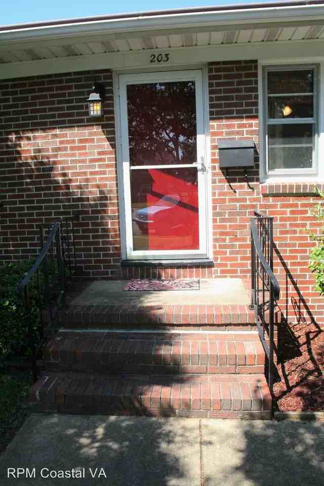 203 Cleopatra Ct - Photo 3 of 19