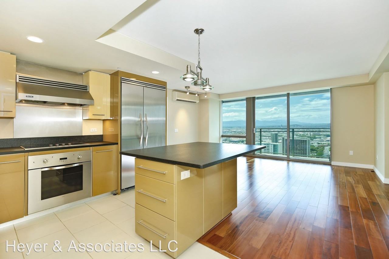 1200 Queen Emma St #3301