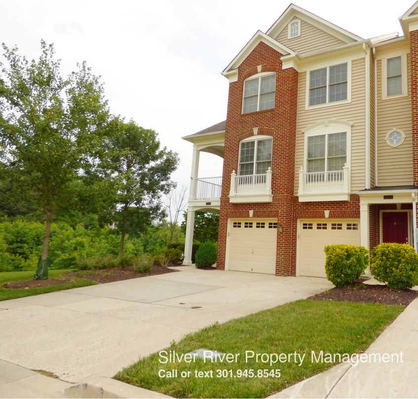 12731 Exchange Row - Photo 2 of 24