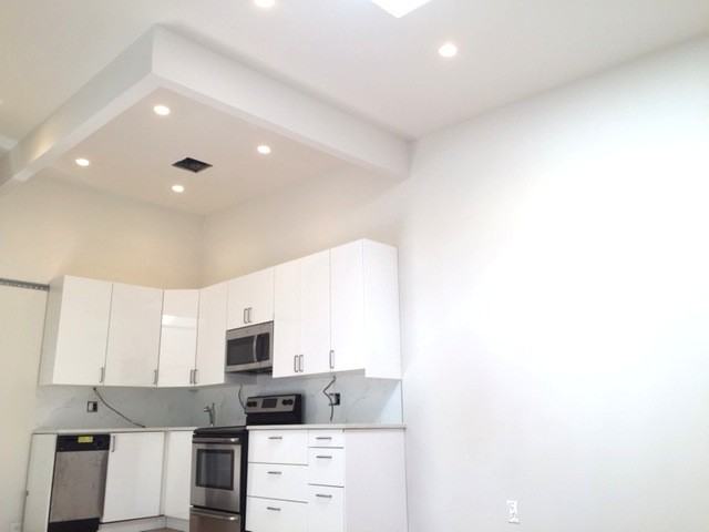 215 North Henry Street #17RG