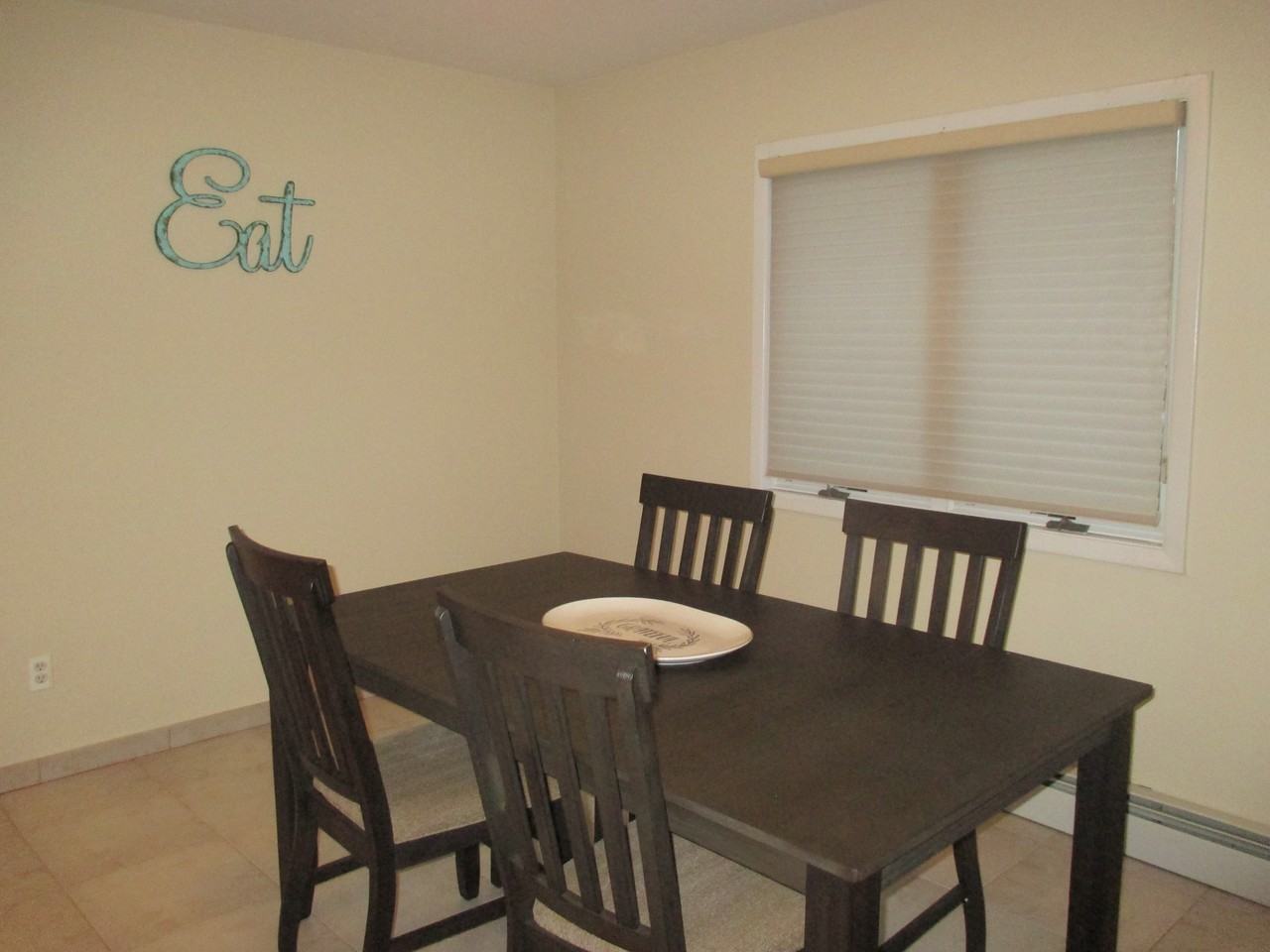 2138 Camp Ave - Photo 2 of 7