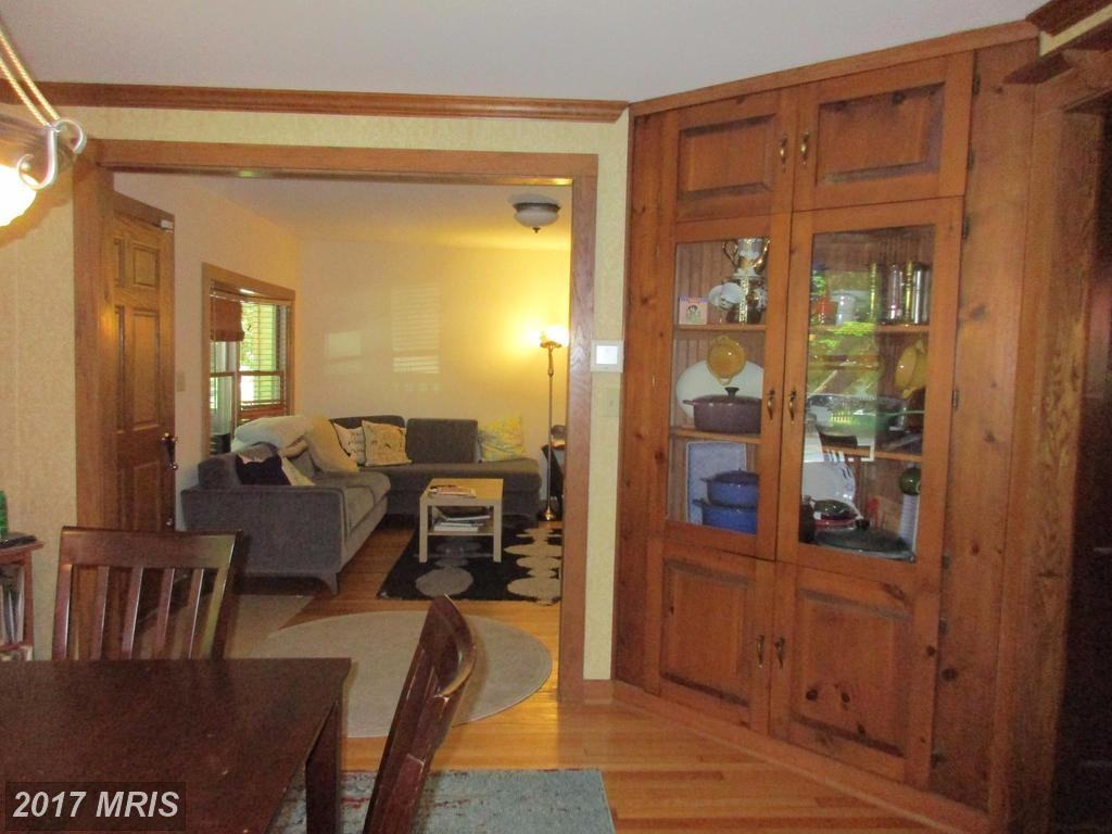 238 N Kent St - Photo 2 of 13
