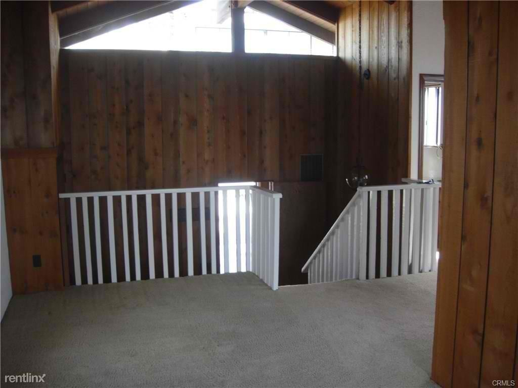 969 Acapulco St - Photo 3 of 9