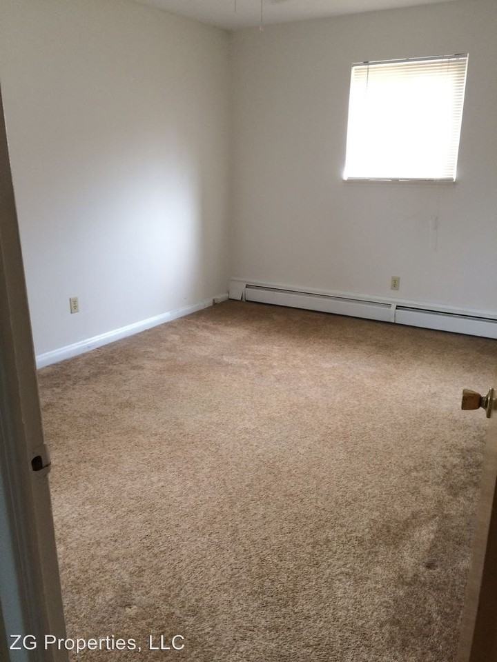 5010 Robinhood - Photo 3 of 4