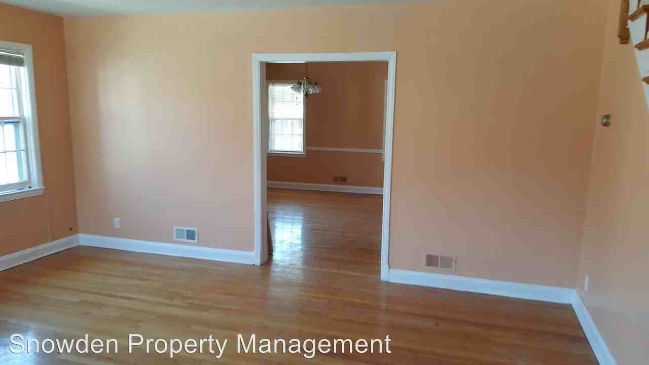 1557 Burnwood Rd - Photo 3 of 10